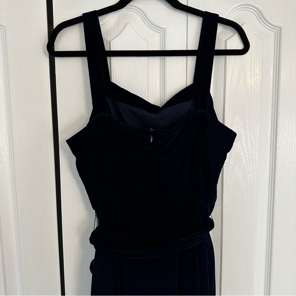 NWT GAP Navy Velvet Culotte Jumpsuit w/ Tie Waist - Picture 3 of 3